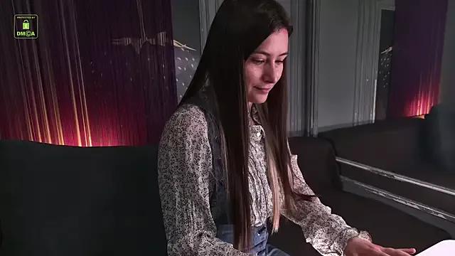 Unleash your urge for fetish cams livestreamers with our pick of steaming hot models, versed in the art of seduction and indulgence.