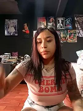 Unleash your urge for fetish cams livestreamers with our pick of steaming hot models, versed in the art of seduction and indulgence.