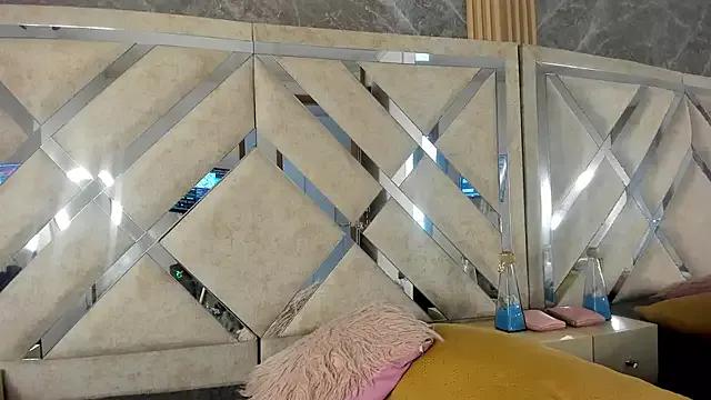 IsisNoir from StripChat is Freechat