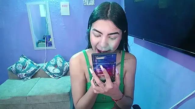 IsisRouse from StripChat is Freechat