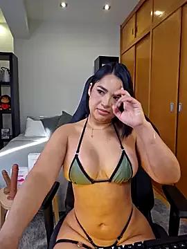 issa--love from StripChat is Freechat