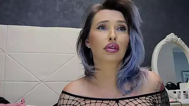 Unleash your urge for fetish cams livestreamers with our pick of steaming hot models, versed in the art of seduction and indulgence.