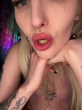 Unleash your urge for fetish cams livestreamers with our pick of steaming hot models, versed in the art of seduction and indulgence.