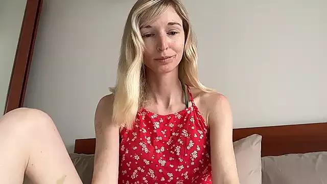 ivankai_ from StripChat is Freechat