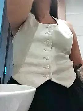 Ivanna2 from StripChat is Freechat