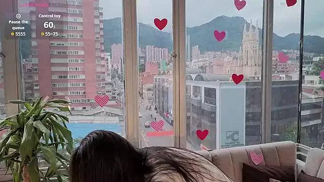 Unleash your urge for fetish cams livestreamers with our pick of steaming hot models, versed in the art of seduction and indulgence.