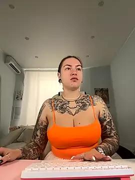 Unleash your urge for fetish cams livestreamers with our pick of steaming hot models, versed in the art of seduction and indulgence.