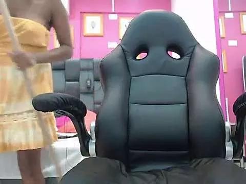 Unleash your urge for fetish cams livestreamers with our pick of steaming hot models, versed in the art of seduction and indulgence.