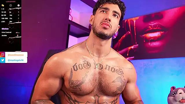 Unleash your urge for fetish cams livestreamers with our pick of steaming hot models, versed in the art of seduction and indulgence.