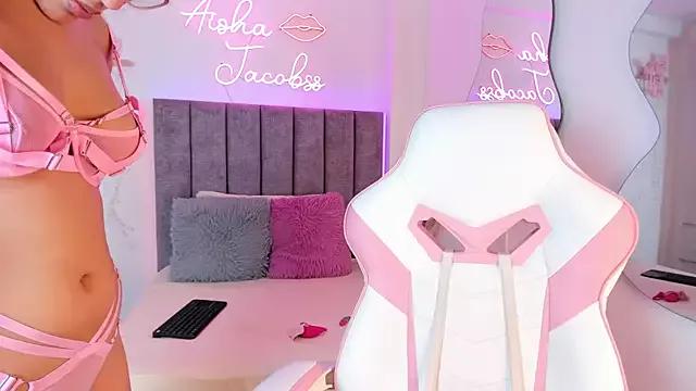 Unleash your urge for fetish cams livestreamers with our pick of steaming hot models, versed in the art of seduction and indulgence.