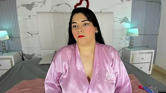 Unleash your urge for fetish cams livestreamers with our pick of steaming hot models, versed in the art of seduction and indulgence.