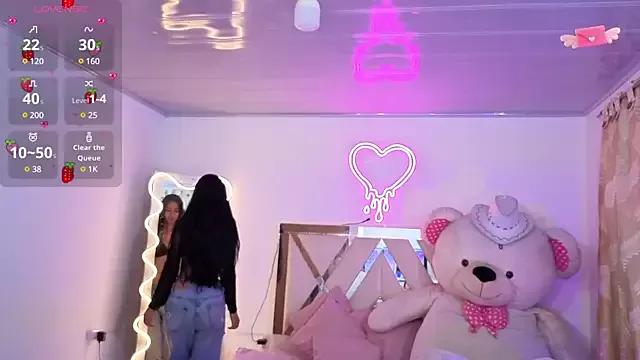Jazmin_tay from StripChat is Freechat