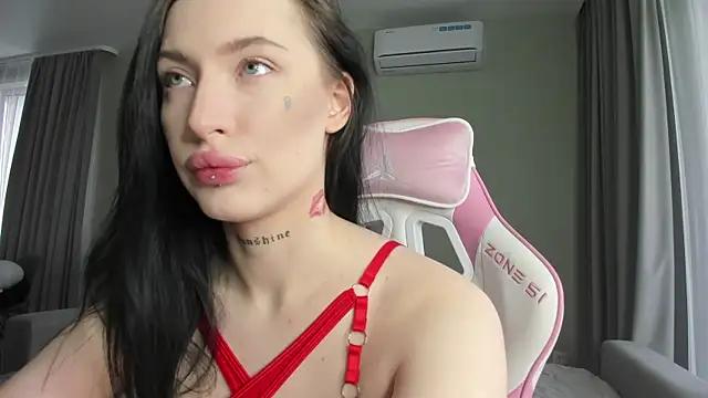 Unleash your urge for fetish cams livestreamers with our pick of steaming hot models, versed in the art of seduction and indulgence.
