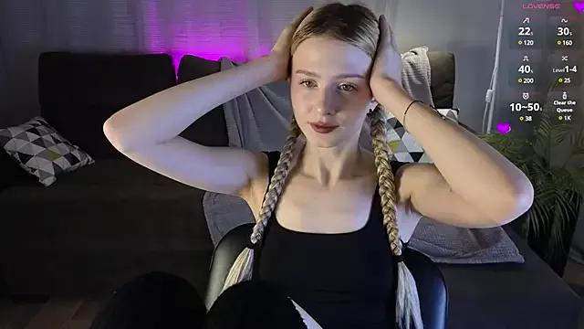 Unleash your urge for fetish cams livestreamers with our pick of steaming hot models, versed in the art of seduction and indulgence.