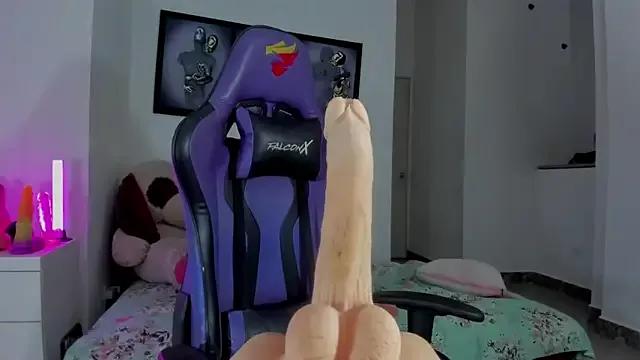 Unleash your urge for fetish cams livestreamers with our pick of steaming hot models, versed in the art of seduction and indulgence.