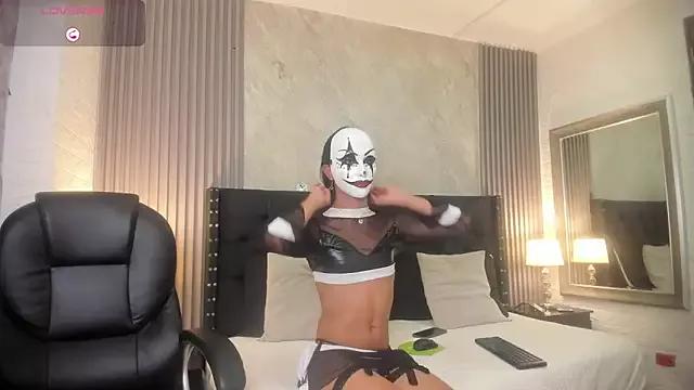 Unleash your urge for fetish cams livestreamers with our pick of steaming hot models, versed in the art of seduction and indulgence.