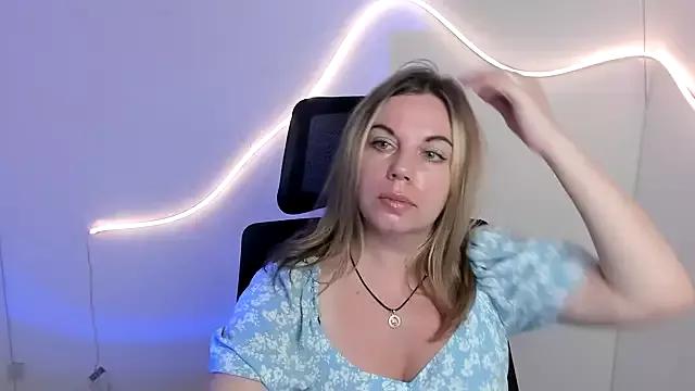 Unleash your urge for fetish cams livestreamers with our pick of steaming hot models, versed in the art of seduction and indulgence.