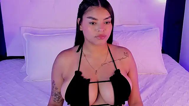 Unleash your urge for fetish cams livestreamers with our pick of steaming hot models, versed in the art of seduction and indulgence.