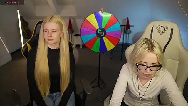 Unleash your urge for fetish cams livestreamers with our pick of steaming hot models, versed in the art of seduction and indulgence.