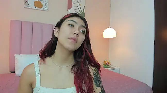 Unleash your urge for fetish cams livestreamers with our pick of steaming hot models, versed in the art of seduction and indulgence.