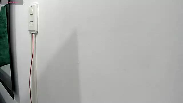 JESSYCORTES from StripChat is Freechat