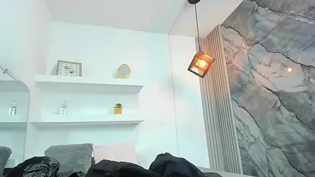 Unleash your urge for fetish cams livestreamers with our pick of steaming hot models, versed in the art of seduction and indulgence.