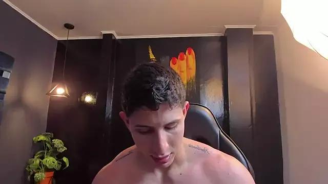Unleash your urge for fetish cams livestreamers with our pick of steaming hot models, versed in the art of seduction and indulgence.