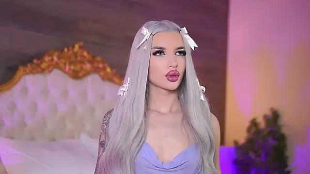 Unleash your urge for fetish cams livestreamers with our pick of steaming hot models, versed in the art of seduction and indulgence.