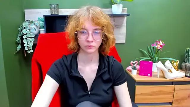 juicyPenny from StripChat is Freechat