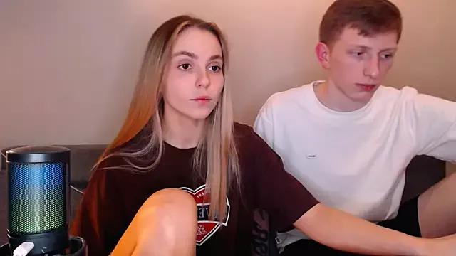 Unleash your urge for fetish cams livestreamers with our pick of steaming hot models, versed in the art of seduction and indulgence.