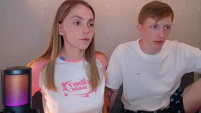 juliaanddima from StripChat is Freechat