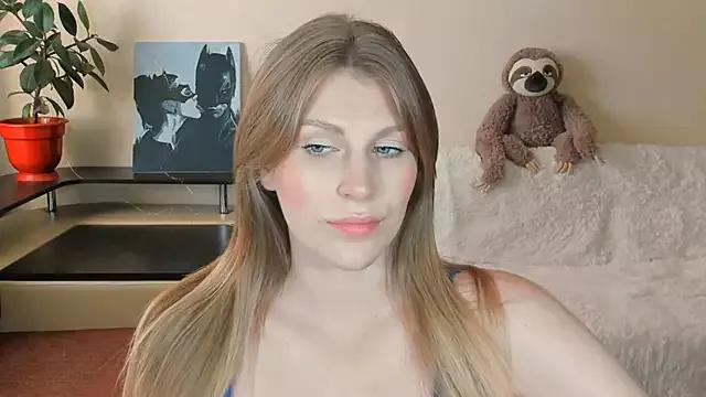 JuliaMuuun from StripChat is Freechat
