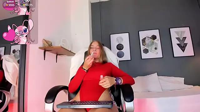 Unleash your urge for fetish cams livestreamers with our pick of steaming hot models, versed in the art of seduction and indulgence.