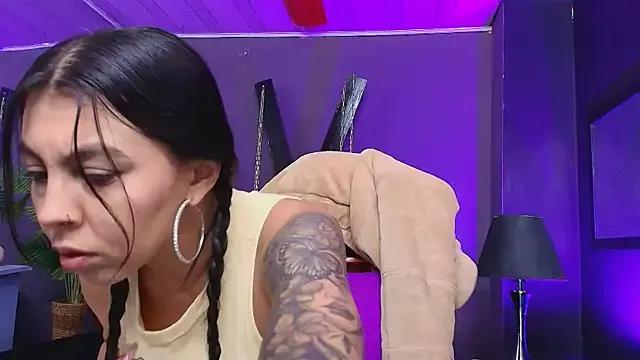 Unleash your urge for fetish cams livestreamers with our pick of steaming hot models, versed in the art of seduction and indulgence.