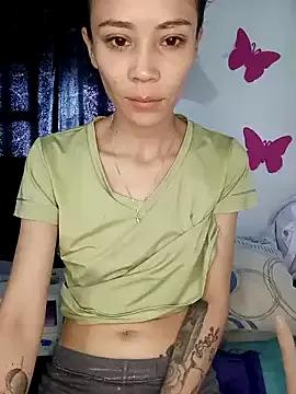 julieta-latinlady from StripChat is Freechat