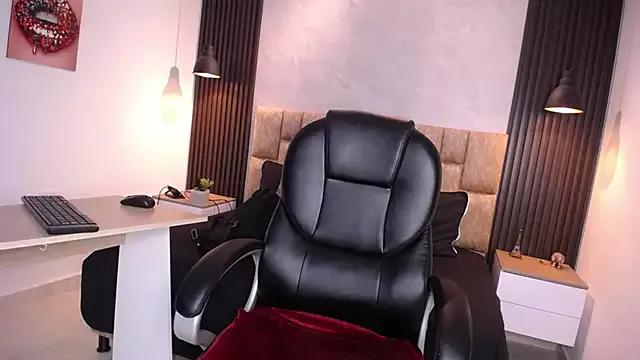 julieta_miller01 from StripChat is Freechat