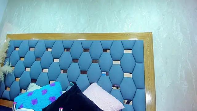 Unleash your urge for fetish cams livestreamers with our pick of steaming hot models, versed in the art of seduction and indulgence.