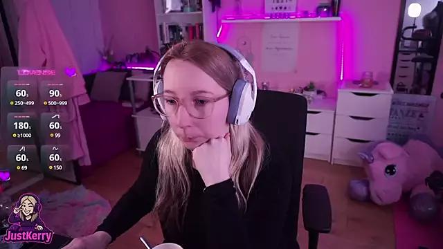 Unleash your urge for fetish cams livestreamers with our pick of steaming hot models, versed in the art of seduction and indulgence.