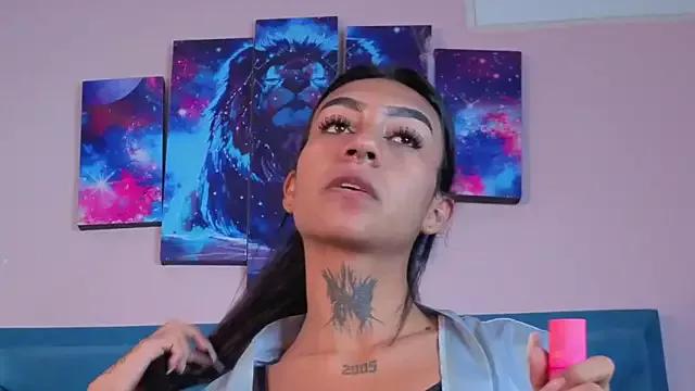 Unleash your urge for fetish cams livestreamers with our pick of steaming hot models, versed in the art of seduction and indulgence.