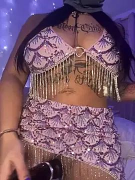 Unleash your urge for fetish cams livestreamers with our pick of steaming hot models, versed in the art of seduction and indulgence.