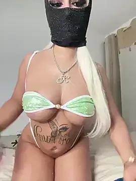 Unleash your urge for fetish cams livestreamers with our pick of steaming hot models, versed in the art of seduction and indulgence.