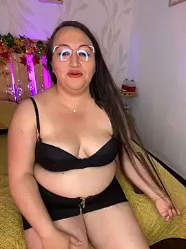 Unleash your urge for fetish cams livestreamers with our pick of steaming hot models, versed in the art of seduction and indulgence.