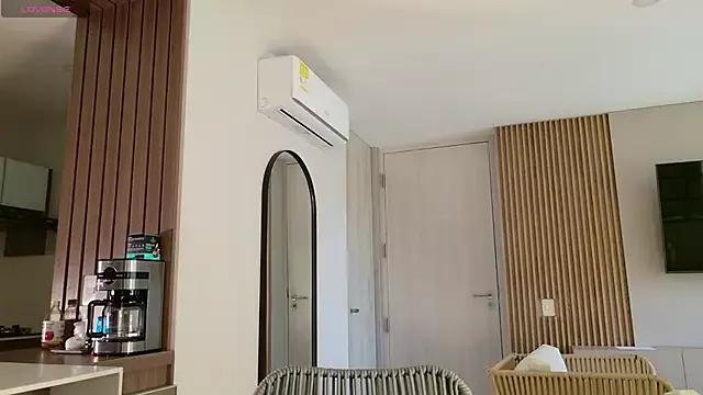 karinasantos_ from StripChat is Freechat