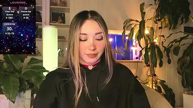 Karla_bae from StripChat is Freechat