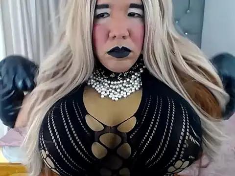 Unleash your urge for fetish cams livestreamers with our pick of steaming hot models, versed in the art of seduction and indulgence.