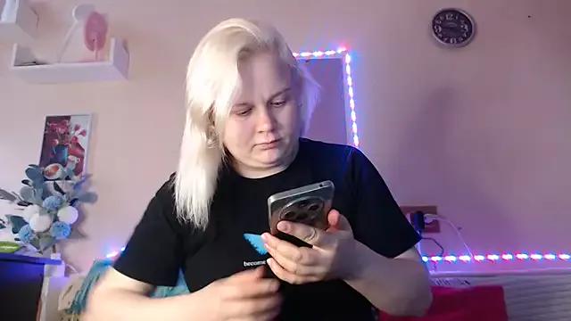 Karolina_love_ from StripChat is Freechat