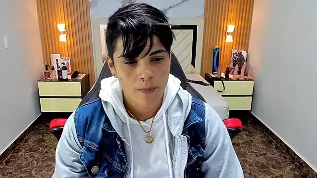 KAROLLJONES1 from StripChat is Freechat