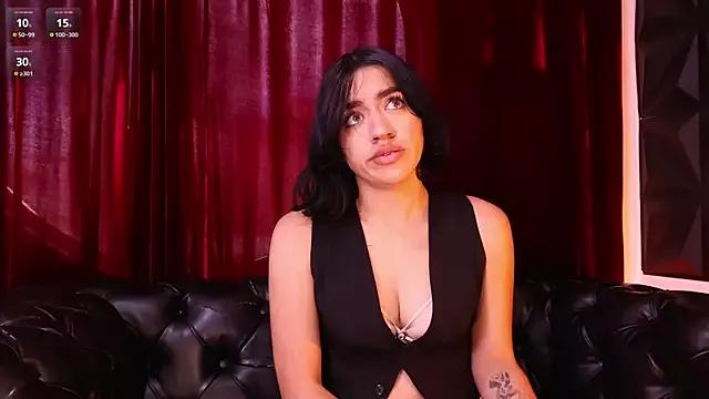 Unleash your urge for fetish cams livestreamers with our pick of steaming hot models, versed in the art of seduction and indulgence.