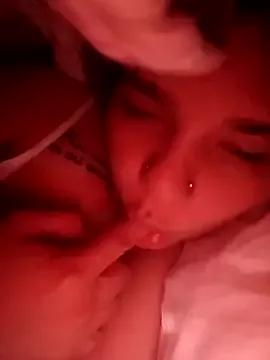 katalella_22hot from StripChat is Freechat