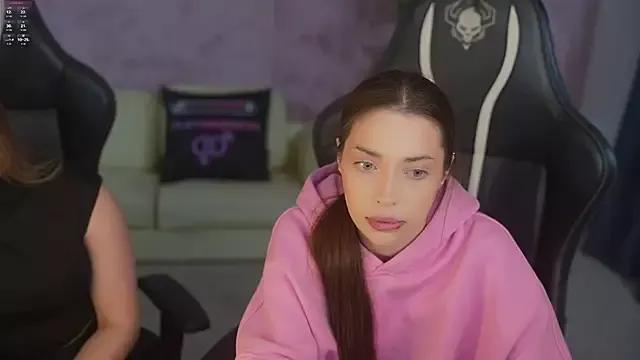 Kate054 from StripChat is Freechat